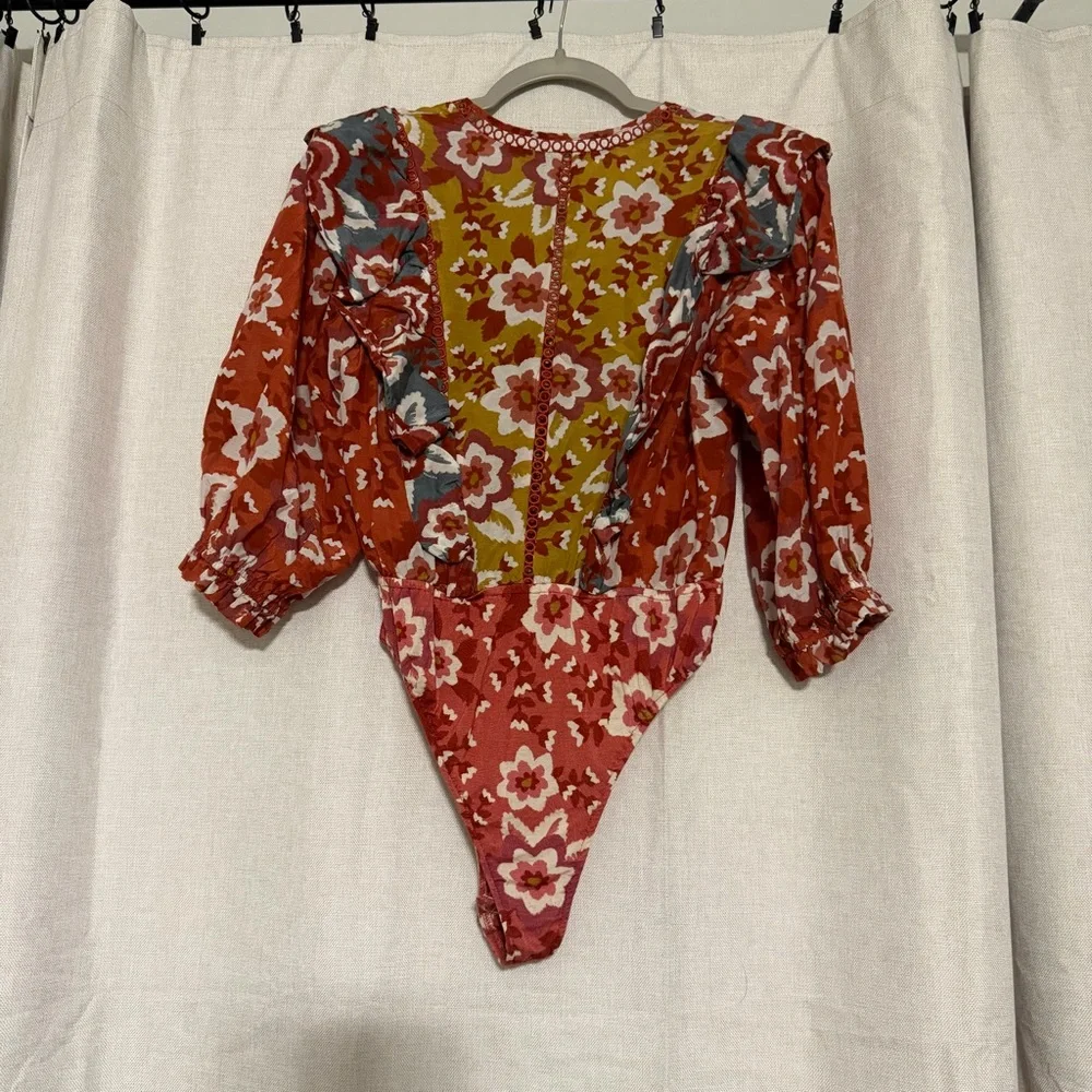 FARM Rio Floral Puff Sleeve Bodysuit - Picture 6 of 7